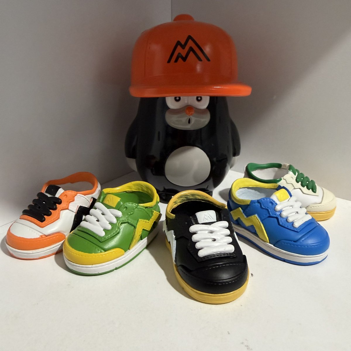 モモジロウ ソフビ Funky Geek Soft Vinyl Figure] Survive the summer