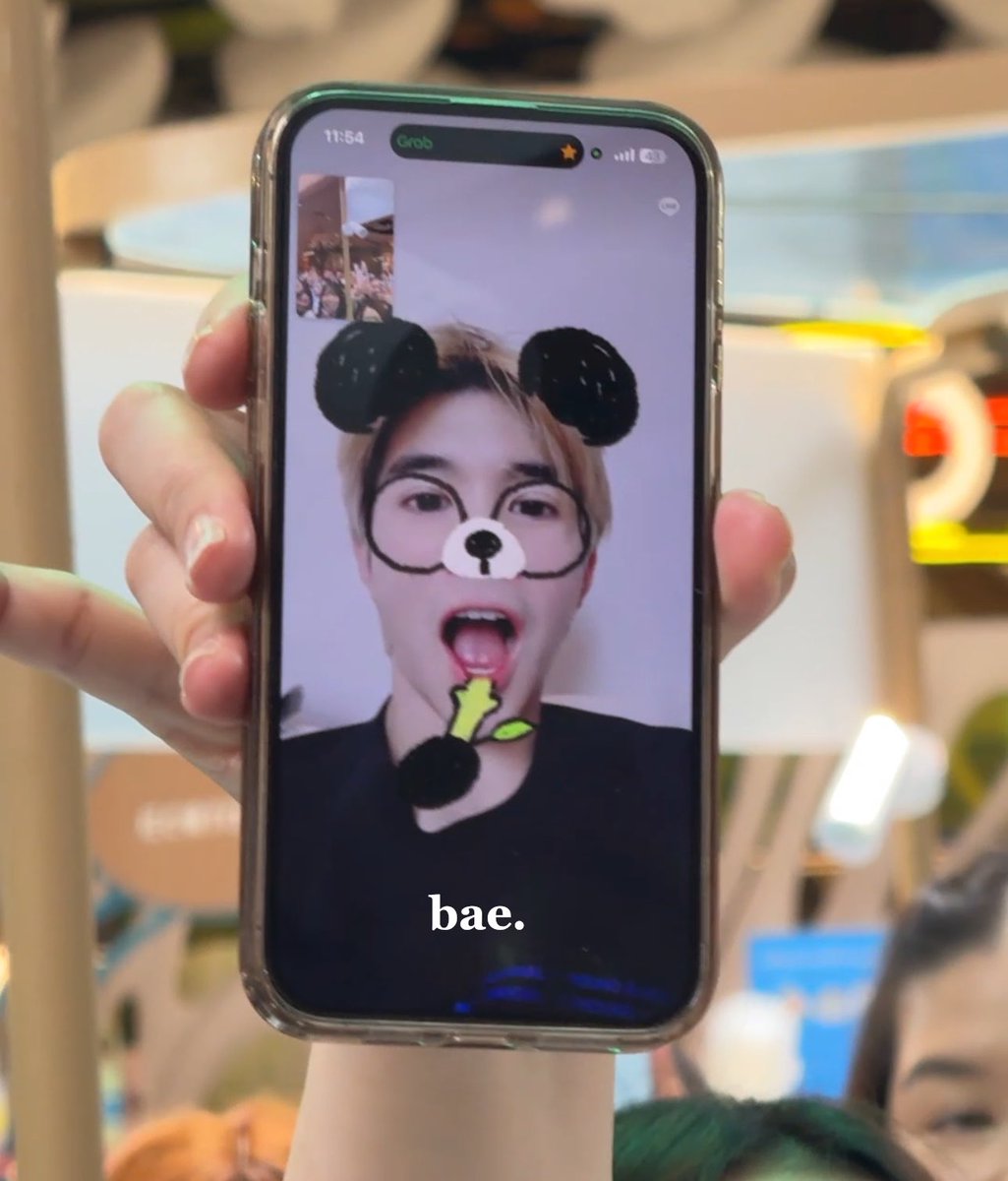 813bae's tweet photo. เบเนฟิตแบบใหม่ วิดีโอคอลกะดารา555555555 น่าร้ากง่าอ้วม https://t.co/bP66ddh6q6