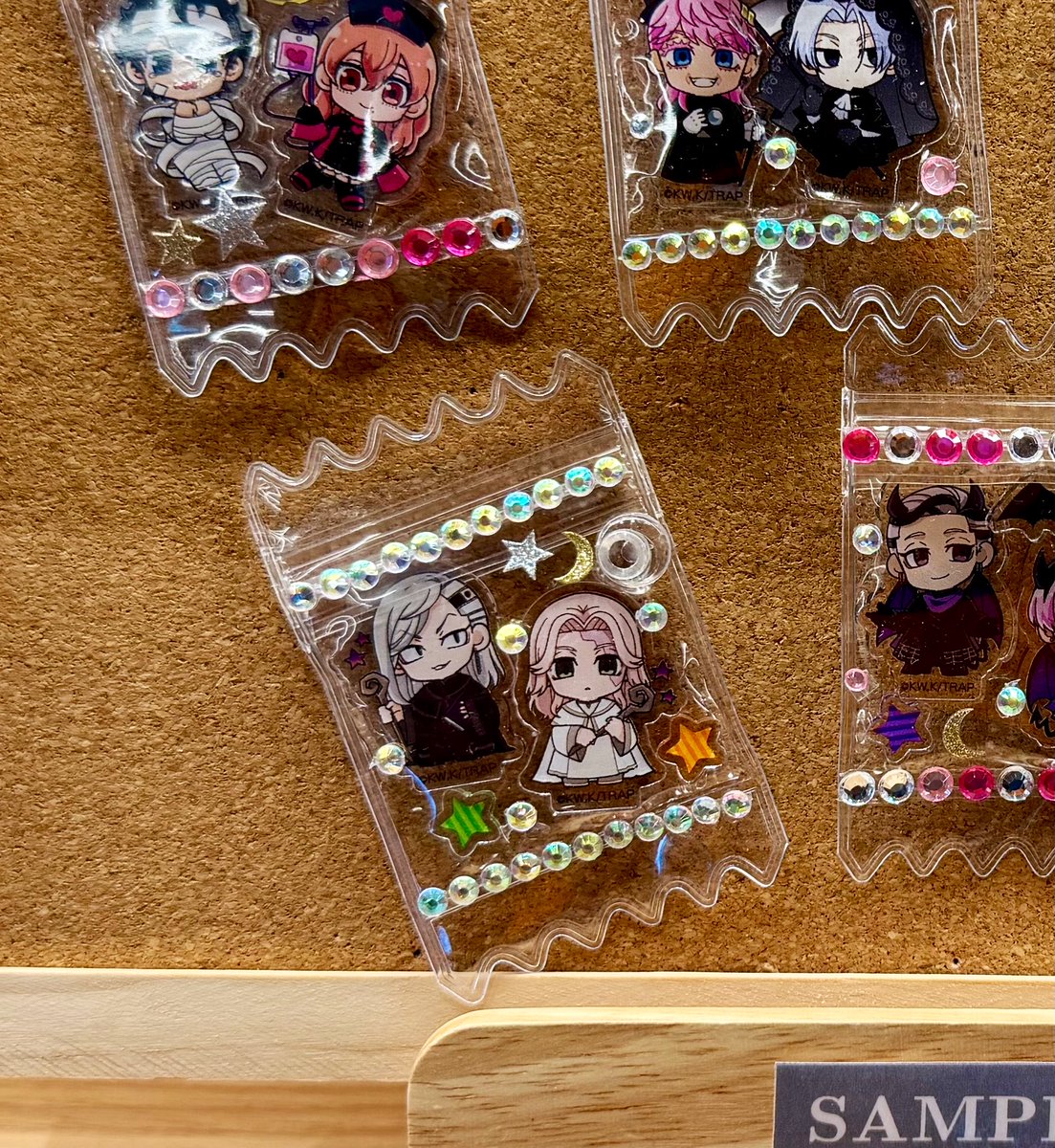rendaxxxxx's tweet photo. コヌバラバラだしって買わなかったんだけど展示が天才で欲しくなってきた………… https://t.co/TFm4grmxa5