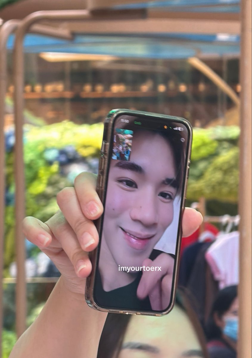imyourtoerx's tweet photo. เบบี๋โฟ้ดมาทักทายแฟนคลับแย้ว หน้าตาสดใสมาก เล่นฟิลเตอร์สนุกเขาแหละ🐈💝

@tawattannn 
#Fourthnattawat #โฟร์ทณัฐวรรธน์ https://t.co/n6XEUiIscX