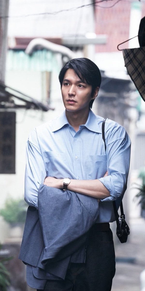 AmNohbdy's tweet photo. “When I look at Lee Min-ho, he has that Alain Delon vibe. He reminds me of Alain Delon…” Director Yoo Ha

I fell in love with #LeeMinHo as a Korean man in k-drama. 
But I love that his unique beauty can only be compared with the most stunning men of Hollywood or French cinema. https://t.co/IxylJ5ISlQ