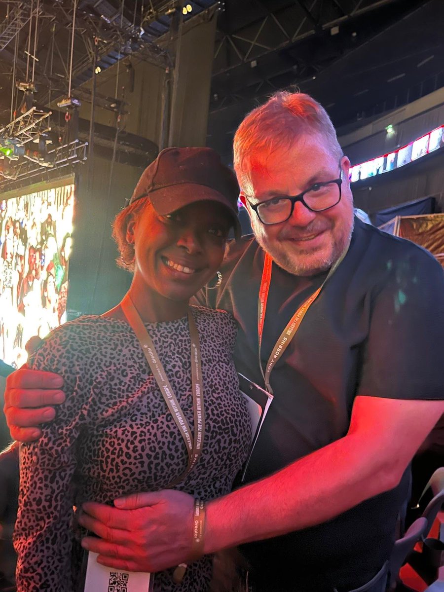 paulanjeri's tweet photo. #unleashtepowerwithin #upw #europe #germany #Tonnyrobins another amazing amazing life changing event. @tonnyrobbins1 👏#yes awesome audience 340,000 turn out 🔥#miningrace #iconx https://t.co/kw6p87tz3s