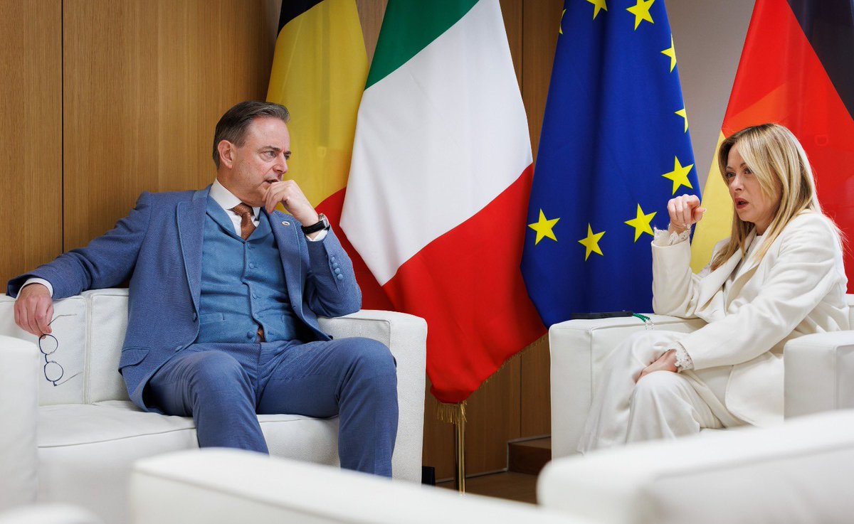 Bart_DeWever tweet picture