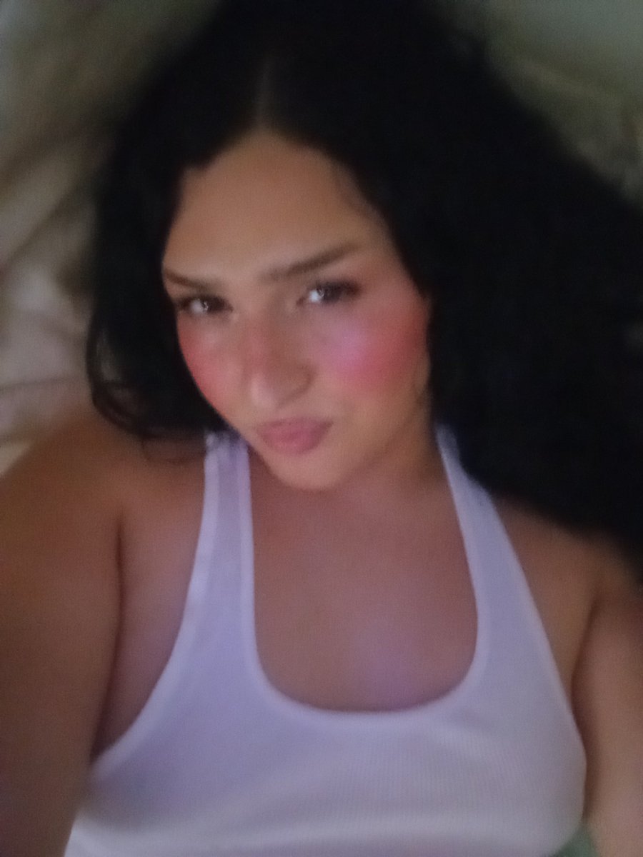 Princessatrans's tweet photo. Would u let me dominate you?? :p #trans #latina #dom https://t.co/VQG2sjH9YE