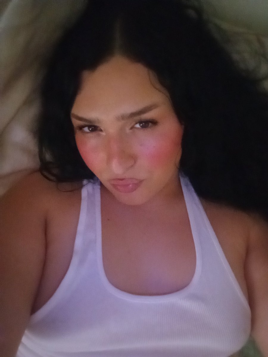 Princessatrans's tweet photo. Would u let me dominate you?? :p #trans #latina #dom https://t.co/VQG2sjH9YE