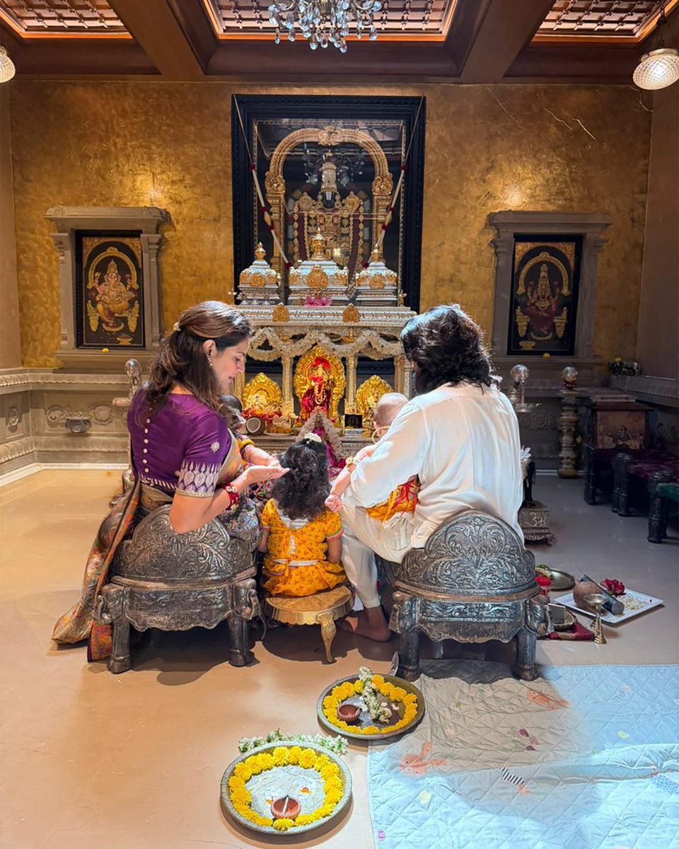 SandyDhanapala's tweet photo. ❤️ @AlwaysRamCharan @upasanakonidela
#HappyJanmashtami https://t.co/RN6Yogz99Y