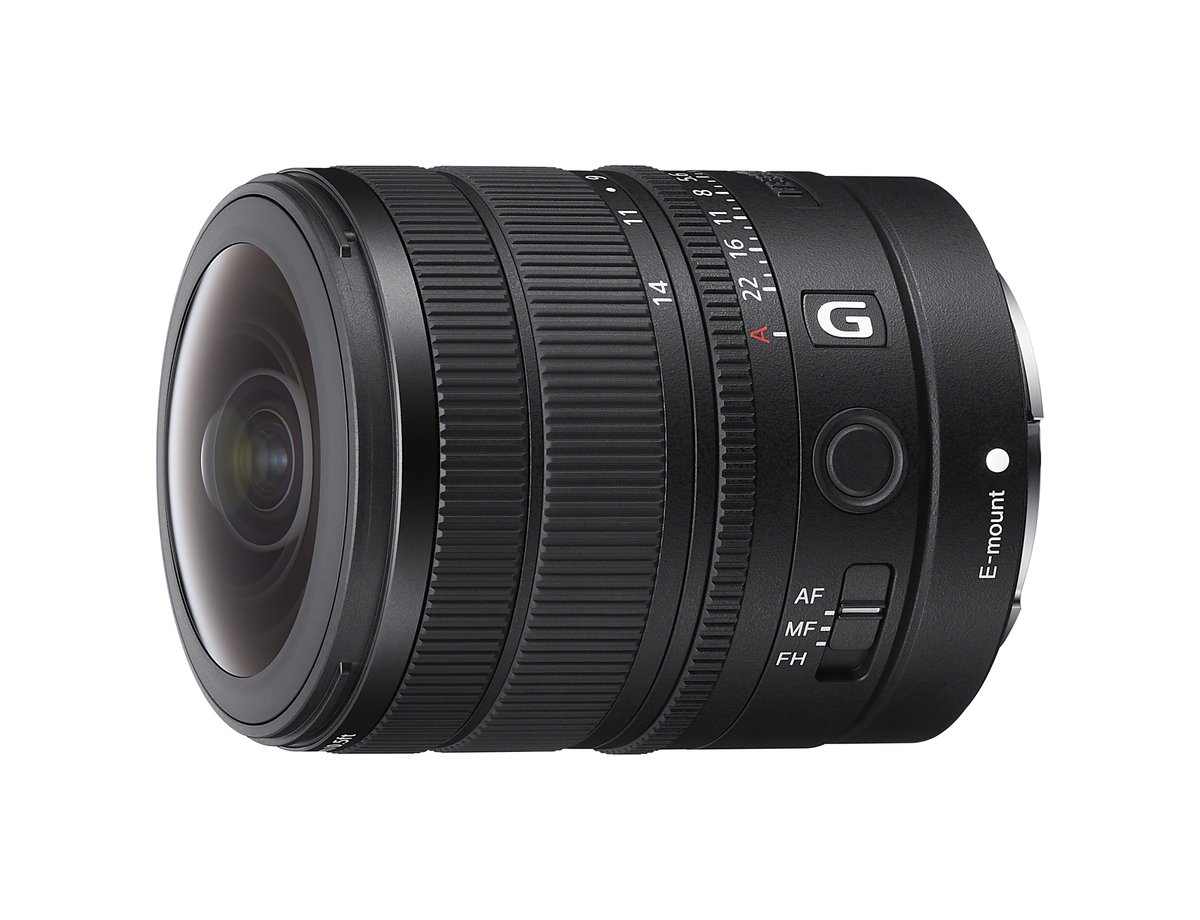 AlphabySony_JP's tweet photo. 【新製品発表】 
ソニーEマウントレンズ初* のフィッシュアイズームレンズ登場。
焦点距離8mm時の円周魚眼から14mm時の対角線魚眼まで、1本で幅広い表現に対応しています。

デジタル一眼カメラα[Eマウント]用レンズ 
『FE 8-14mm F3.5 Fisheye G』
9月29日(火) 10時より予約販売受付開始 

製品ページはこちら🔽
https://t.co/yTWRgStcLj

#SonyAlpha #SonyLens #SEL814G

＊2026年9月広報発表時点。ソニー調べ