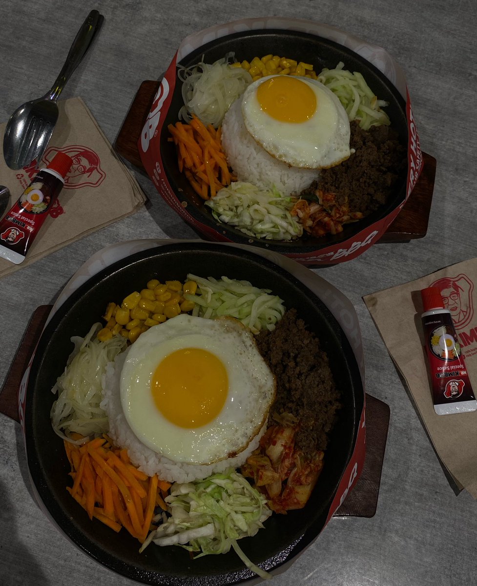 elivellee's tweet photo. lunch with a friend! #foodtwt https://t.co/CIH3xASjwm