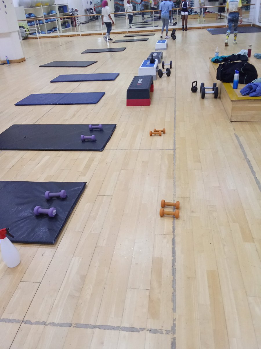 Baba_ka_Peanut's tweet photo. Starting my day with intention and intensity.
#HIIT #StrengthWorkout #Consistency 🤌🏽 #MeVersusMe😤 #IpaintedMyWorkout🎨 https://t.co/qLbFqcua9r