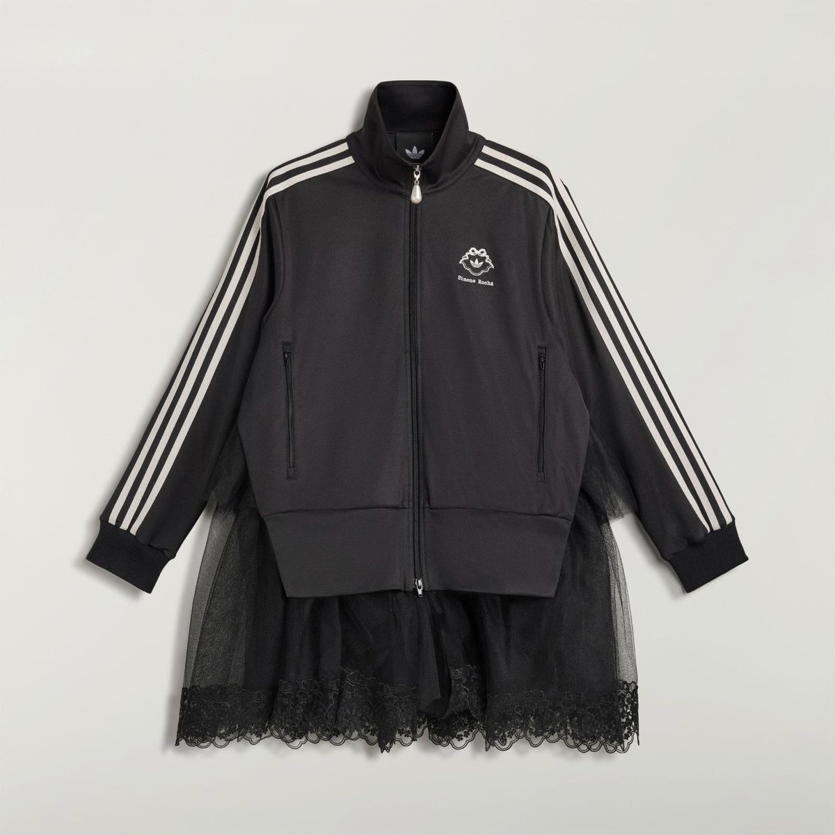______hnjs's tweet photo. adidas Originals
×
SIMONE ROCHA

🖤🖤コラボレーションアイテム🖤🖤

発売日🖤2026年9月10日 https://t.co/IXokXmucO6