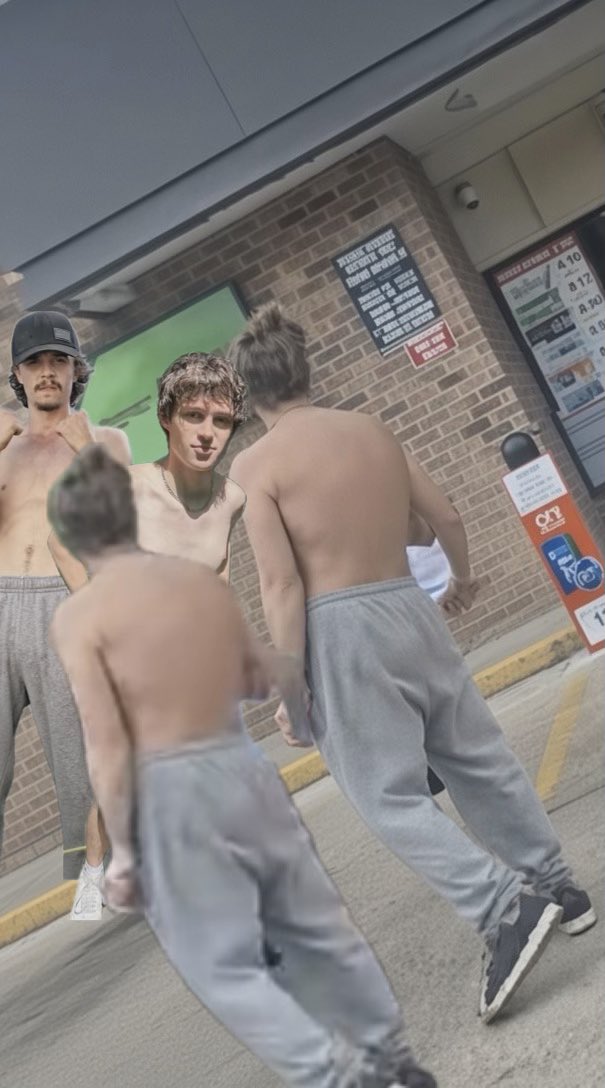 watsonbryan329's tweet photo. Like I said the Carter brothers are the guys that like to start fights. I wasn’t able to save the video of them fighting but they the ones that like to start group fights and are the one that organized the 150 young guys group fights crazy not sure if I should participate in it https://t.co/mnYwRyDKGV