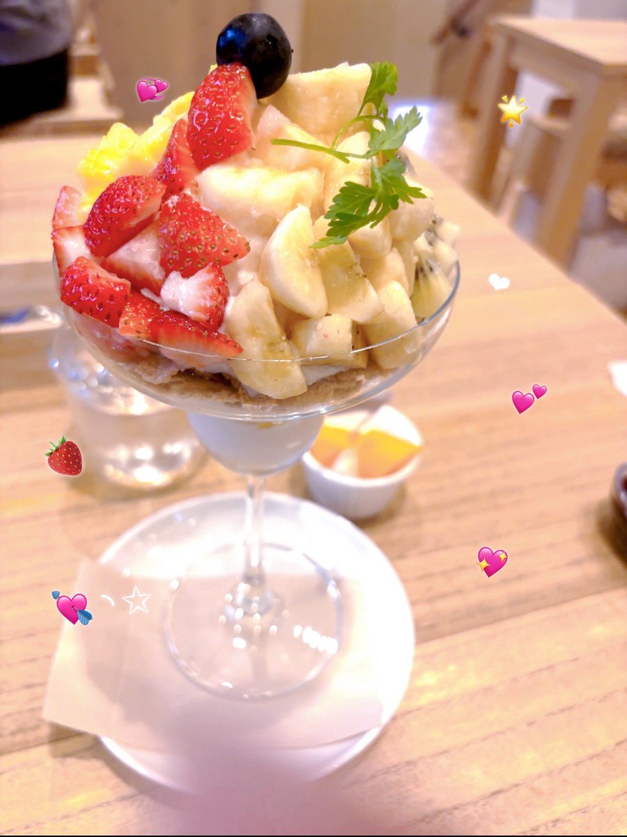 idolms__o2's tweet photo. 爆食𝒑𝒂𝒓𝒕8️⃣

ツアー中なのにどんだけ食べてんのって思われるかもしれないけど加工がめんどくさくて手をつけてない2024年のです💧

 #なにわ男子  #道枝駿佑  #道枝担 #ホビ垢  #パフェ活  #ジャニオタ https://t.co/hLsTgNUYzh