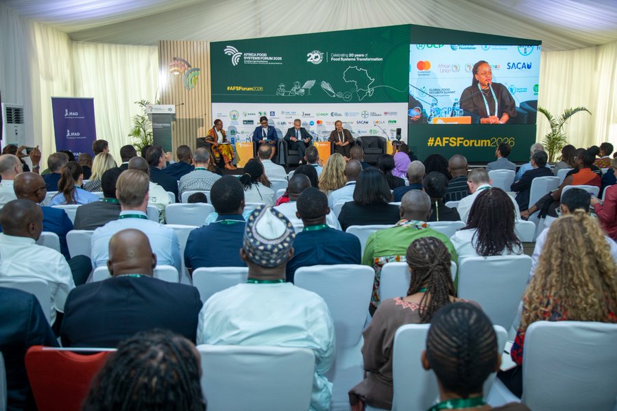 FIDAfriqueOuest's tweet photo. 🤝 À la session #AgriConnect du #AFSForum2026, la @Banquemondiale et @leFIDA  ont partagé leurs expériences et innovations pour montrer comment la collaboration peut ouvrir de nouvelles opportunités aux agriculteurs, agroentreprises et communautés rurales à travers l’Afrique. 🌍 https://t.co/deN5bL3uxK