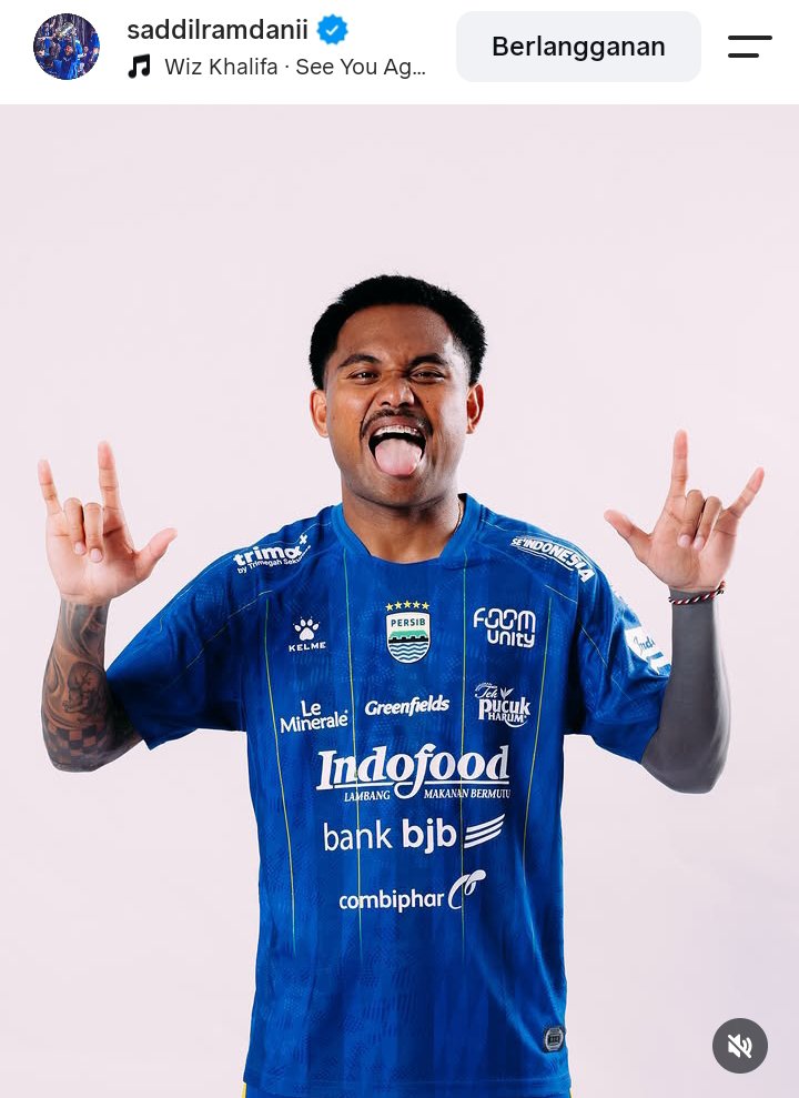 erseee_'s tweet photo. subtextnya sih lumayan kuat kalo Saddil ngerasa ada keputusan dari pihak klub yang nggak sepenuhnya dia setujui. mungkin yaaa… atau reading too much

tapi makin deket season starts, kok malah makin banyak “wait… what?” moments ya sib??? 

bukan cuma soal Saddil, tapi overall preparation dan beberapa decisions di klub juga bikin “are we really doing this?” 4 competitions btw.

hopefully everything clicks later. good luck @persib