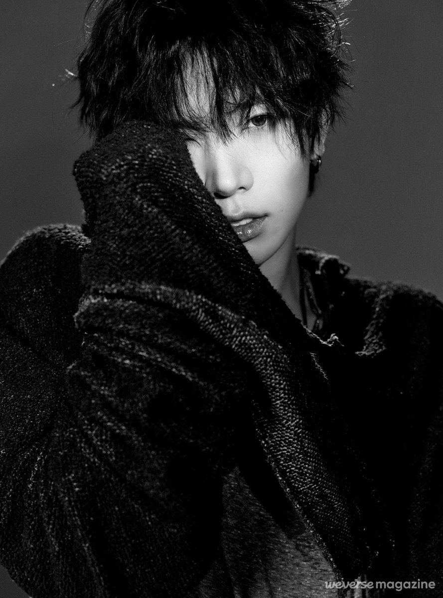 evanspopbase's tweet photo. [260904] EVAN via Weverse Magazine 

👤: So what exactly is it that’s still “Not Enough” for you, then?

🦌: To be honest, success and recognition as an artist, and love from fans—all of it still doesn’t feel like I’ve achieved enough. Some might say that makes me greedy. I still see myself as someone who’s not enough. There’s still a lot more I want to try and accomplish in different areas. I don’t think there’s anyone who manages that all on their own. So I try to listen to people I know as much as I can, and above all, I try to stay consistent. That’s what matters most.

#에반 #EVAN #희승 #HEESEUNG