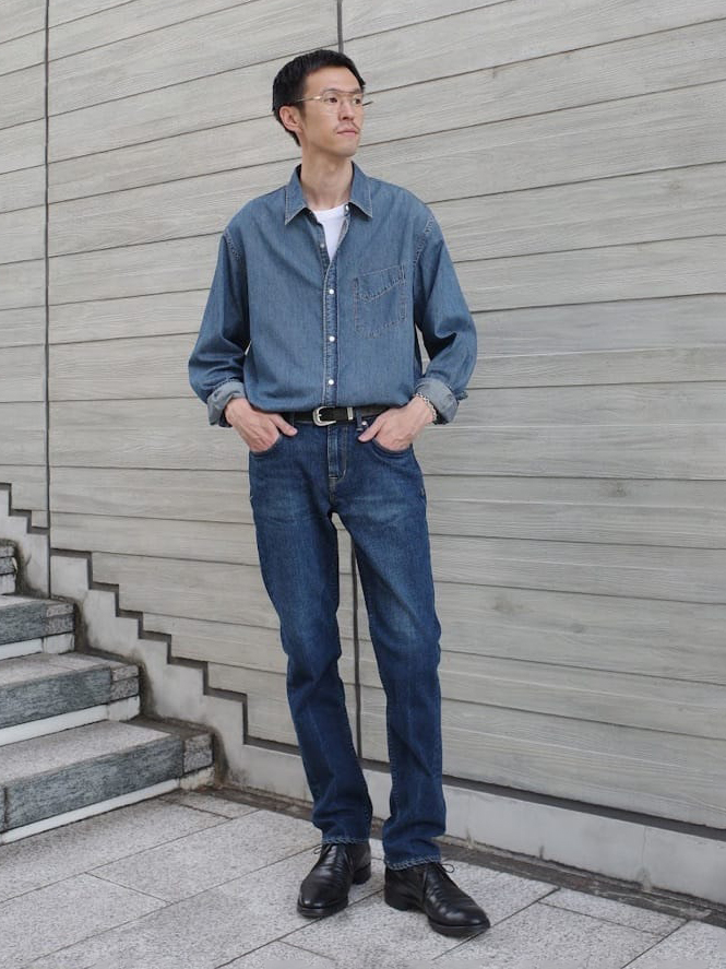 yanuk_official's tweet photo. 【週末コーデ、何��る?👖】
今週もお疲れ様でした!!
日が沈むのも早くなって、少しずつ秋を感じますね🍂
あとは気温だけ…!
まずはデニムのカラーから、ひと足早く秋を取り���れてみませんか?
今週のスタッフコーデから、週末に真似したいデニムスタイルをピックアップ。
#YANUK #ヤヌーク #デニム #秋