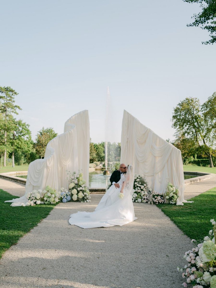 tribunephl's tweet photo. 'SPIDER-MAN' STAR JACOB BATALON GETS MARRIED

Filipino-American Spider-Man actor #JacobBatalon and wife #VeronicaLeahov have shared photos from their wedding celebration in the south of #France.

The couple exchanged vows on 26 August during a three-day celebration at Château de Tourreau in Provence, attended by 56 family members and close friends, including Batalon’s Spider-Man co-stars Tom Holland and Zendaya.

📷: @lifeisaloha/Instagram

#DailyTribune