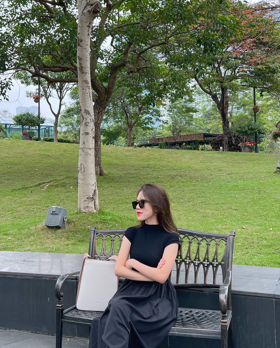 NickoleSandra's tweet photo. Yo! 😎 Quick reminder: you’ve got a spark in you—let it light up the path ahead. 🌟
vuFGT https://t.co/OoVWFAoxLO
