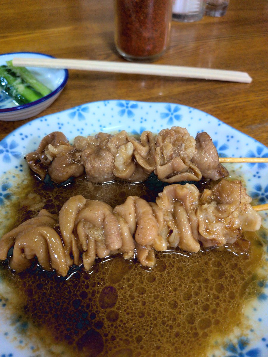 umehinako's tweet photo. やっとやっとの再訪！

酒呑んでどて焼き食べて　泣きそうになった https://t.co/7FDDles0HN