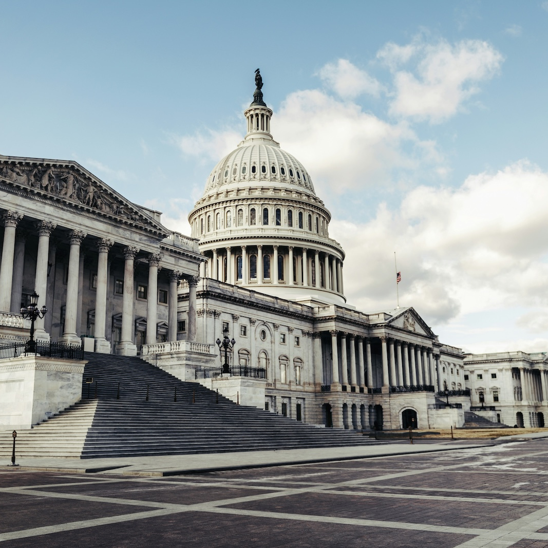 CoinMarketCap's tweet photo. LATEST: 🇺🇸 House Financial Services Committee Chair French Hill says legislative wins including the GENIUS Act becoming law and the CLARITY Act passing the House reflect a "bipartisan victory of a pro-growth agenda." https://t.co/AlpUYCGnth