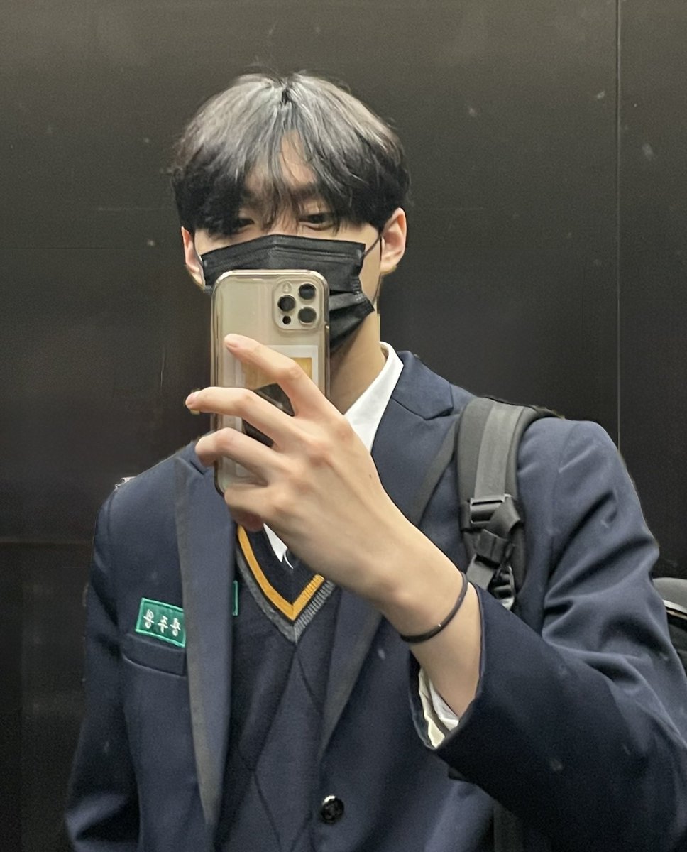 juwangx2's tweet photo. 개인적으로 주왕이 고등학생 때 사진 넘 조아함… https://t.co/hItHDYLnLT