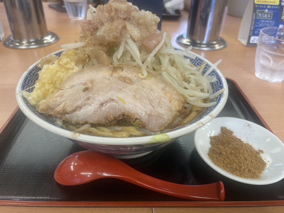 vanderas009's tweet photo. 2026年二郎系ラーメン47杯目、青龍軒我孫子店。ゆっくり食べれるのがいいね。スープに魚介を感じたのは気のせいかな https://t.co/QHwvNpYvRo