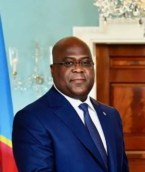Tinolakera's tweet photo. Petit yo oza mobutu te 🤣🤣🤣🤣🤣🤣🤣 https://t.co/FzMLAaQZvY