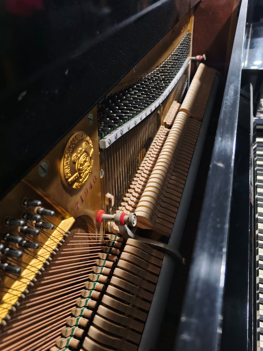 NakestraMus's tweet photo. Kawai K35 Upright Piano. 

132cm x 154cm x 61cm. https://t.co/wBqkJW7e7R