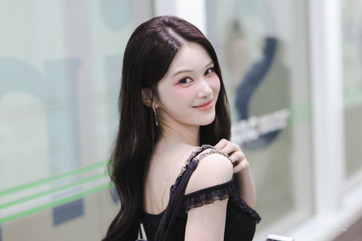 ssshine_triples's tweet photo. 260904 

#tripleS #트리플에스 #마유 
#Mayu #マユ #トリプルS https://t.co/IgcSr9PiOi