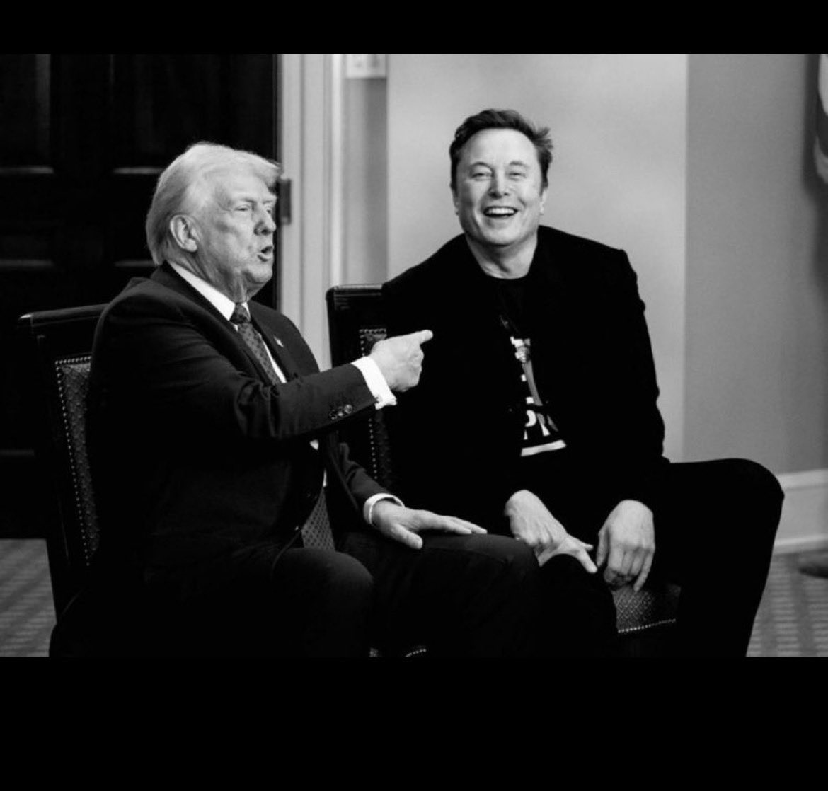 Commentaryx877's tweet photo. In the coming days, legacy media will try to convince you that President Trump and Elon Musk are no longer friends and that’s why Musk left.

What they won’t tell you is that Elon was a Special Government Employee, limited to 130 days of service and that term ends tomorrow. https://t.co/wLfIR3Dp9Q