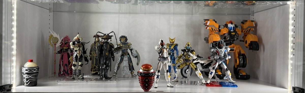 Gaim_1006's tweet photo. 全部じゃありませんが、フォーゼ15周年を本当にお祝いしたい！！新作いつか観れるといいな〜

#仮面ライダーフォーゼ #フォーゼ #フォーゼ15周年 #宇宙キター https://t.co/XhicDj3DDW