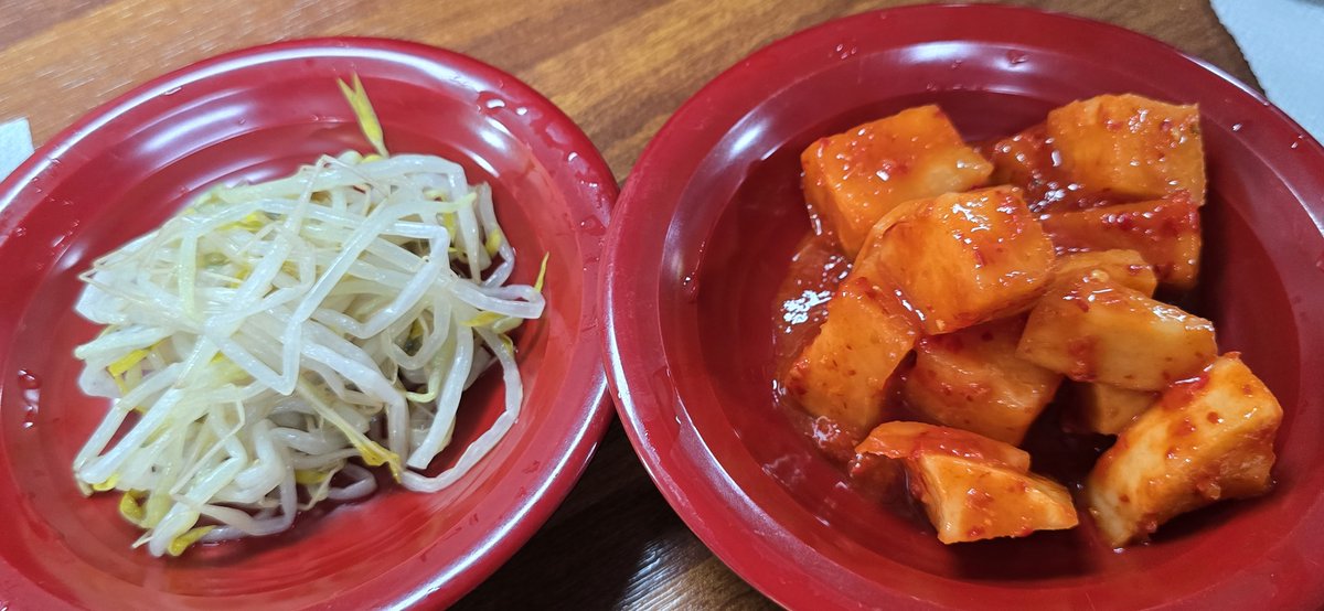 jdreamjee's tweet photo. 콩국수랑 팥칼 ♡♡♡ https://t.co/TpxT7WlDLG
