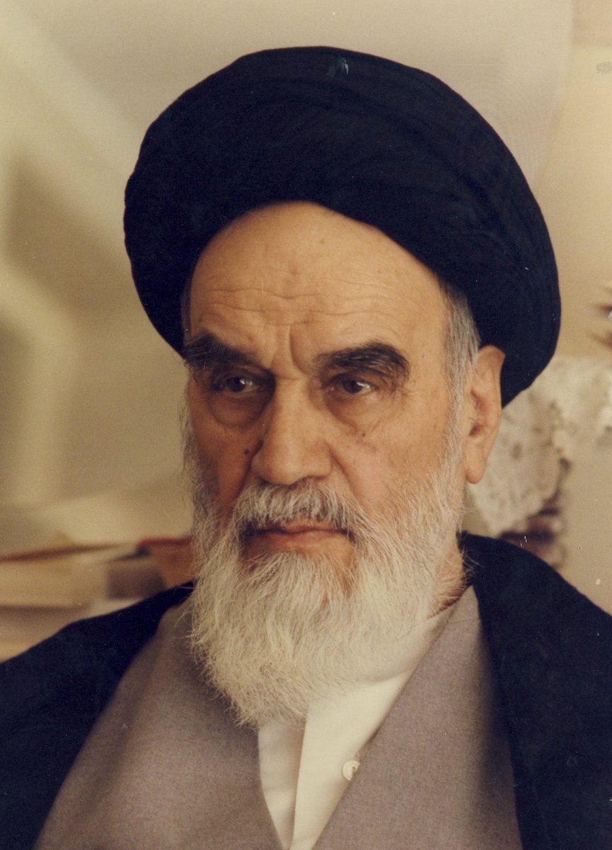 srmalbuainain's tweet photo. الكافر الهالك الخميني كلما أنظر إلى صورته أتذكر قول الله تعالى ( وَوُجُوهٌ يَوْمَئِذٍ عَلَيْهَا غَبَرَةٌ تَرْهَقُهَا قَتَرَةٌ أُولَٰئِكَ هُمُ الْكَفَرَةُ الْفَجَرَةُ ) https://t.co/dPlKEZF3kG