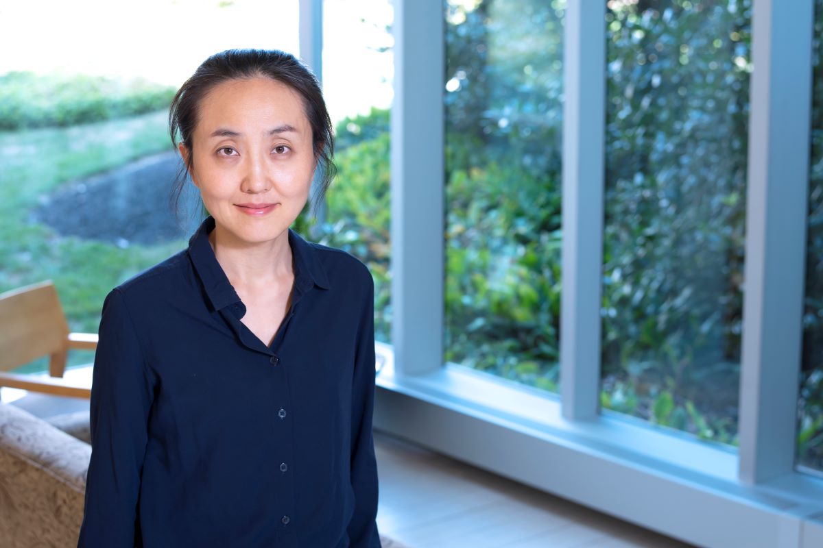 FoxChaseCancer's tweet photo. Why do some people stay healthy into their 100s while others develop chronic disease earlier?
Fox Chase researcher Hayan Lee, PhD, is studying how changes in DNA influence aging and inflammation—research that could help identify disease earlier: https://t.co/eNGBgYO33M https://t.co/0OuOMY4tDe