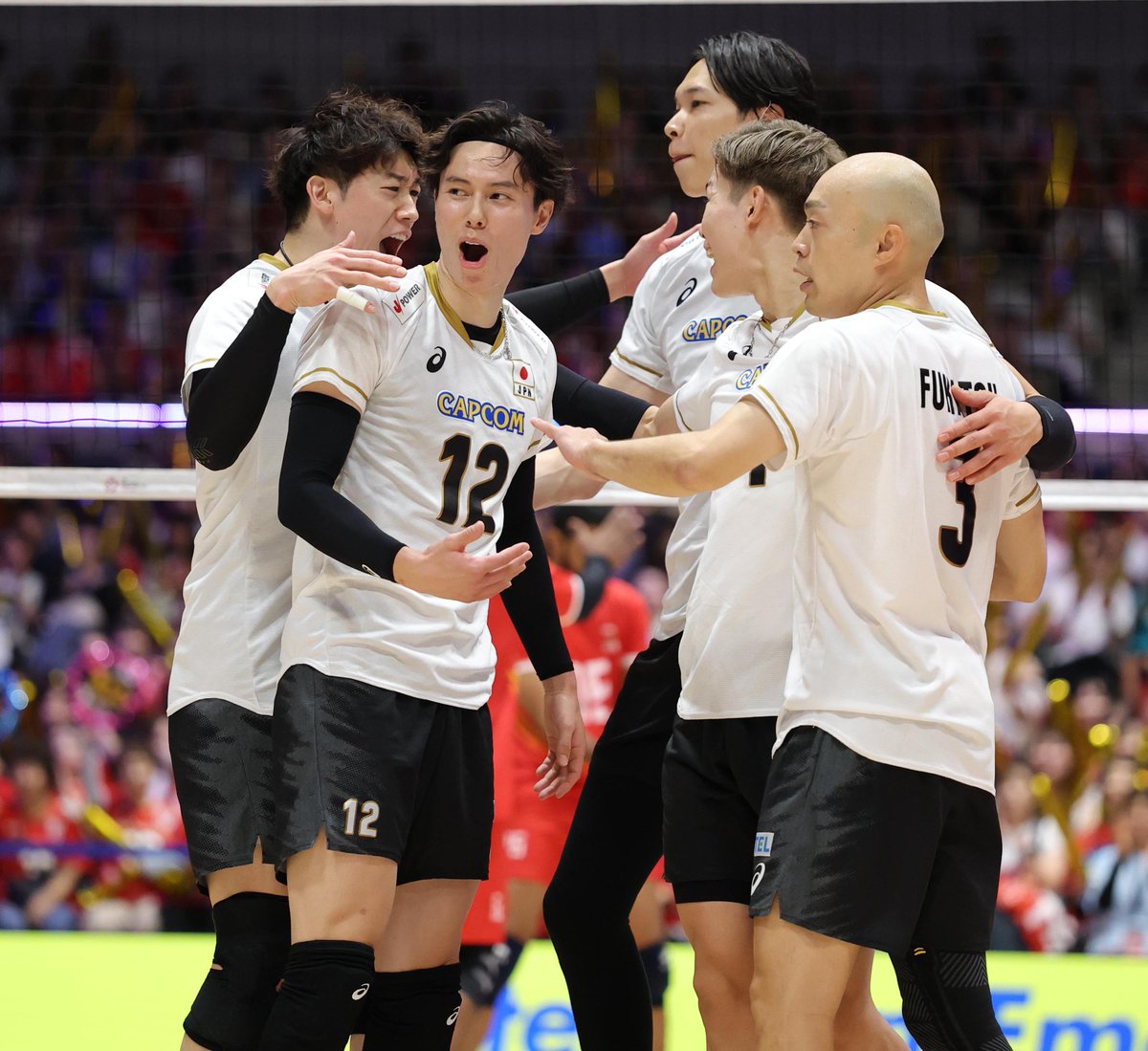 hochi_volley's tweet photo. #髙橋藍 🏐
#バレーボール男子日本代表 #volleyball https://t.co/ABeISfEHMW