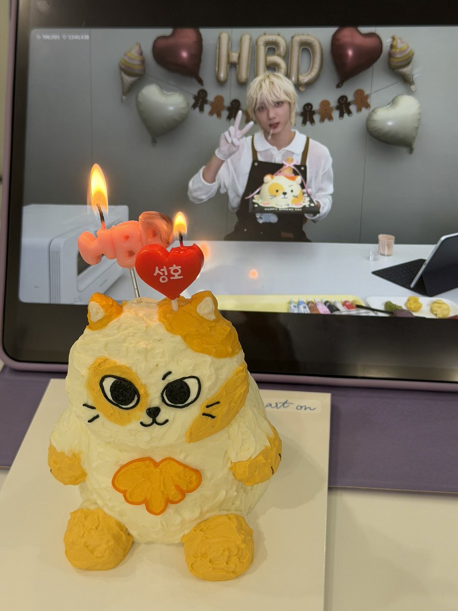 seonghomohae's tweet photo. 저 운학버전 캣삐는 머지?

성호님 걔는 가짜에요... https://t.co/WlQo1hErnT