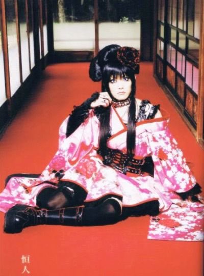 gosuroriii's tweet photo. hito slays every time https://t.co/vw7reni0kM