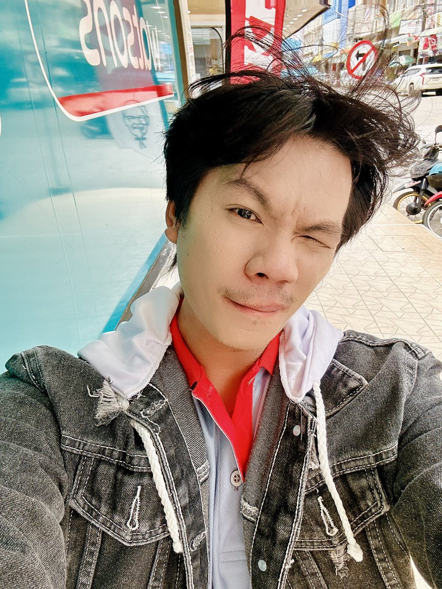 P4RNKUNG's tweet photo. @ชุมพร
,,,เอ็นดูเค้า...เอ็นเราขาด🪢🙏🏻💸
,,,บางครั้ง “ความสงสาร” และ “ความเห็นใจ” ก็ไม่ได้มีเอาไว้ให้สำหรับคนที่จ้อง ”ทำลายเรา“
#mindset #psychology #heal #CHP https://t.co/HcblnP64y3