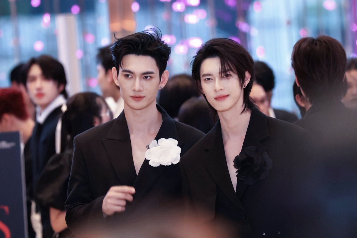 bibisaybi's tweet photo. ��วงกันออกงานเท่ๆเลย
@ppoohkt @pavelphoom 

#PraewAwards2026xPoohPavel
#PraewAwards2026
#PoohPavel https://t.co/ONfcCcLWJm