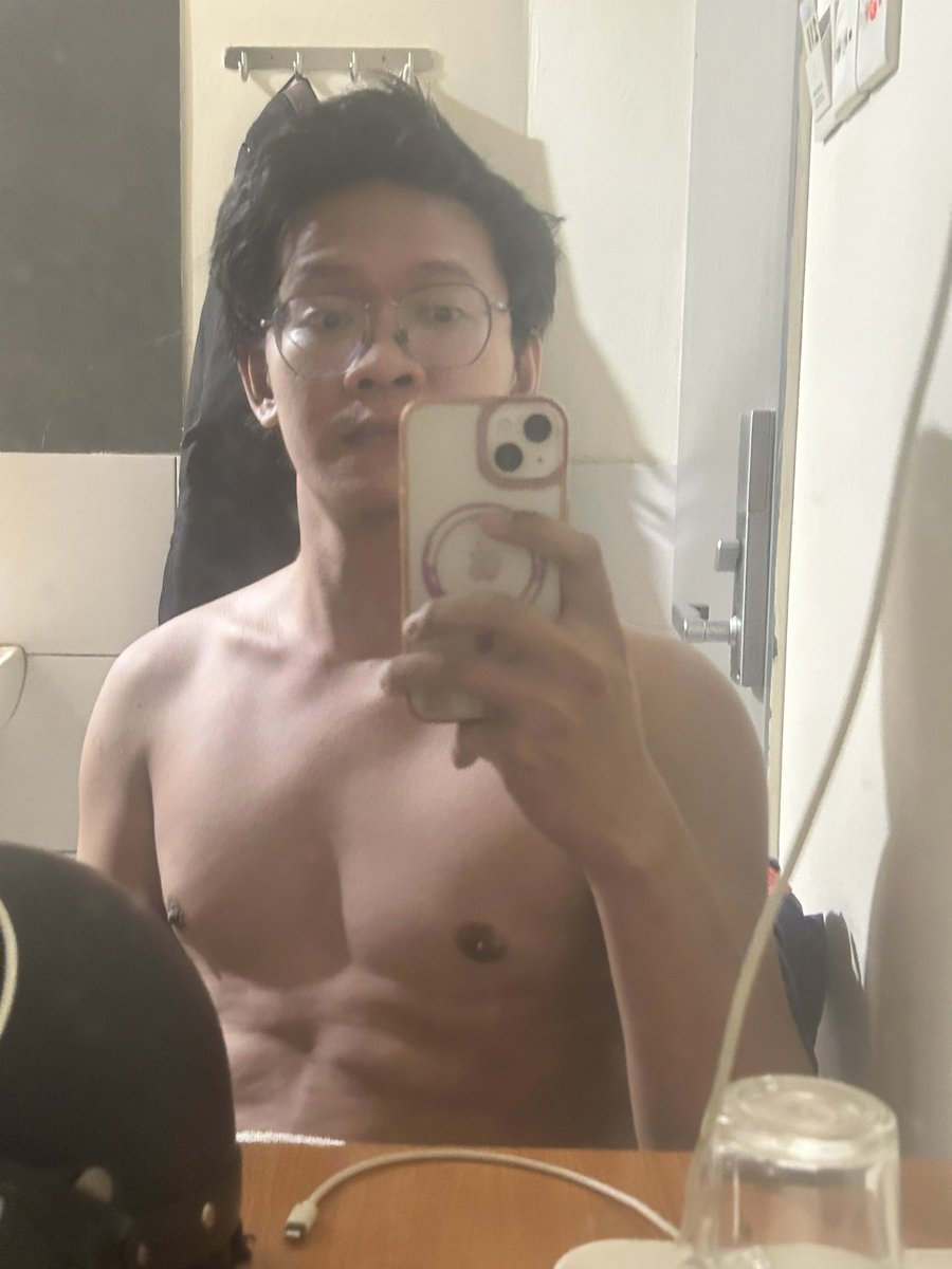 stressguy99's tweet photo. Hello https://t.co/6LPUKgpxMh
