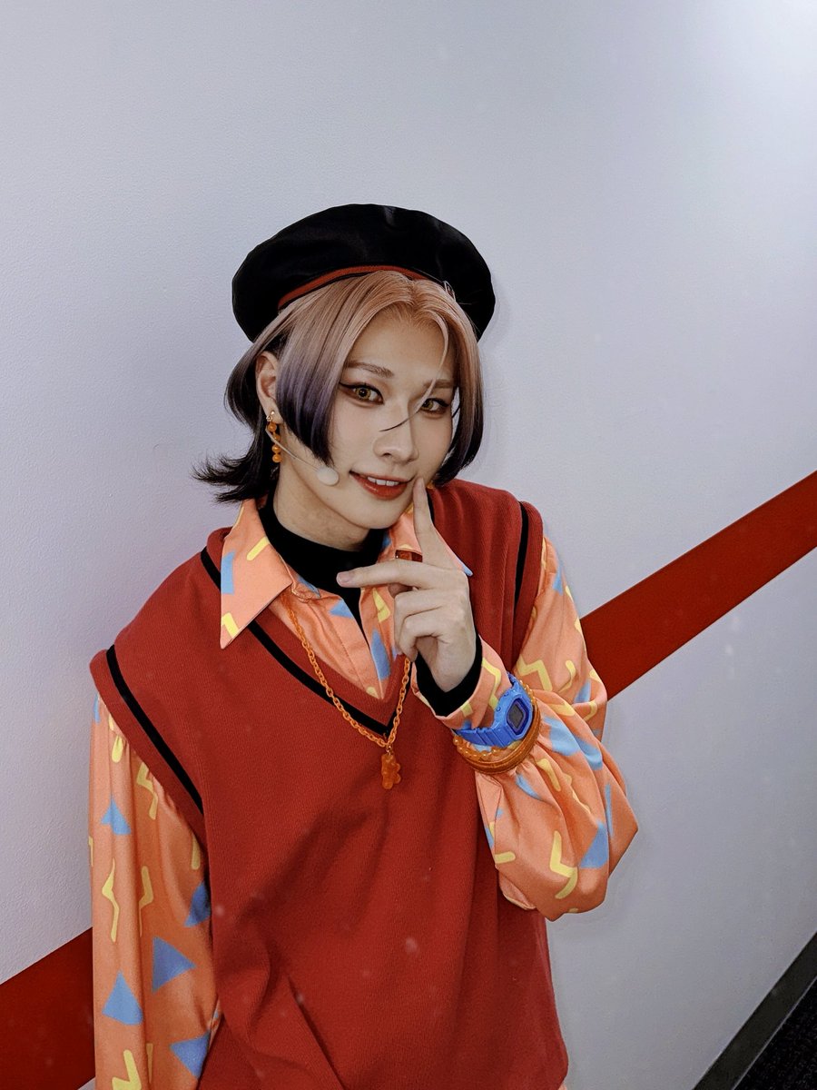 abeshum's tweet photo. KOBE公演初日！
いよいよ始まったぞーーー！！

糖分補給にプリンでもたべよーっと
神戸プリンたべたーい🍮🍮🍮

#おもステ https://t.co/yd7weaavkJ