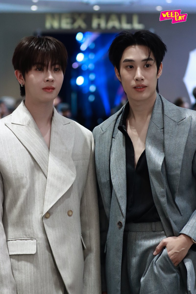 WEED_ENT's tweet photo. " เติ้ล - เฟิร์สวัน " ร่วมเดินพรมแดงในงาน ในงานประกาศรางวัล " Praew Awards 2026" ✨

TFO PRAEW AWARDS PARAGON
#SiamParagonxPraewxTleFirstone 
#เติ้ลเฟิร์สวัน #TleFirstone  
#TLE_mtm #Firstone
#PraewAwards2026 https://t.co/kRhP4GZtnG