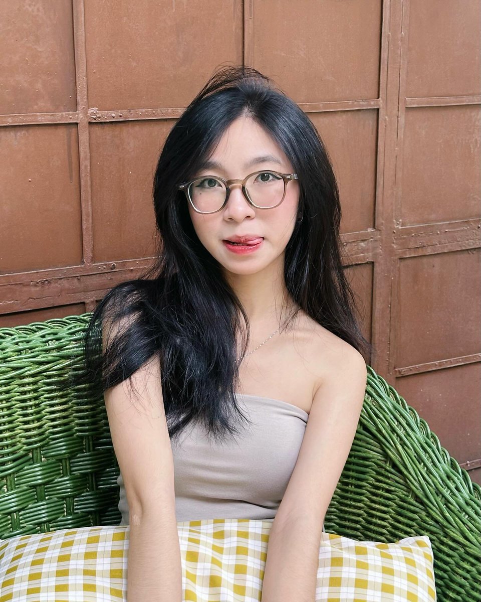 linhpecun's tweet photo. Nách đẹp https://t.co/EMW9x96wGC