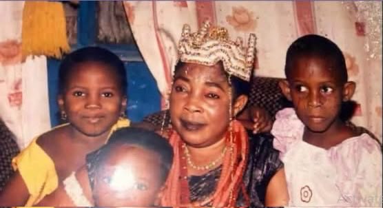 Mautiin01's tweet photo. Who Remembers This Late Actress, Iyabo Deborah Odukanmi Eluyemi, Popularly Known as Iyabo Oko?🚶🏿‍♂️ https://t.co/cpkN40lMj1