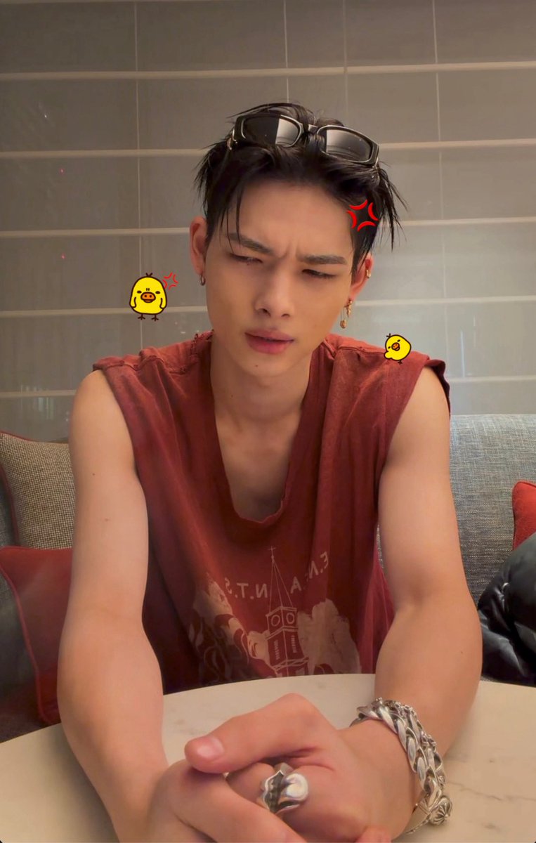 myfavniki's tweet photo. 🐥💢 https://t.co/MitjIjah4d