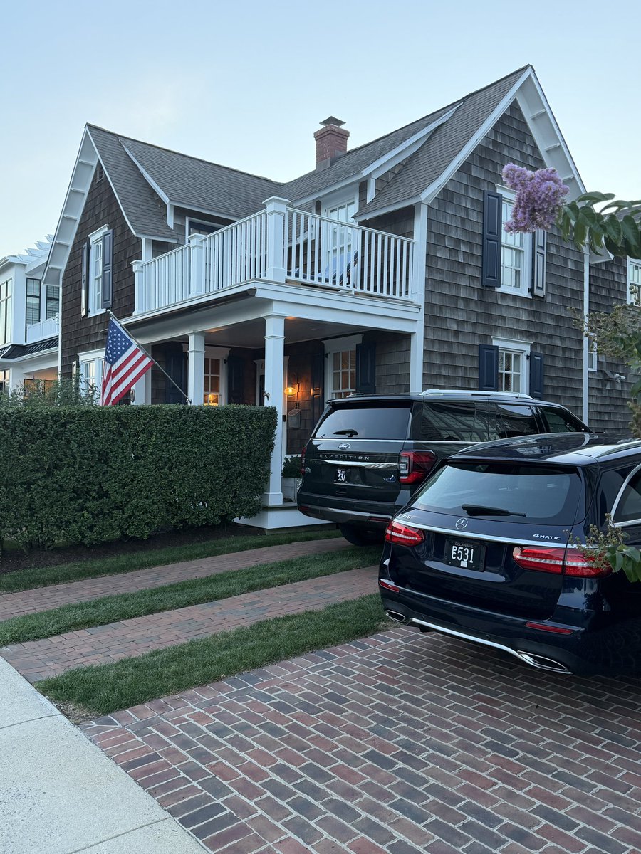 Swampist's tweet photo. Mid Atlantic beach aesthetic https://t.co/ezGHr57g9i