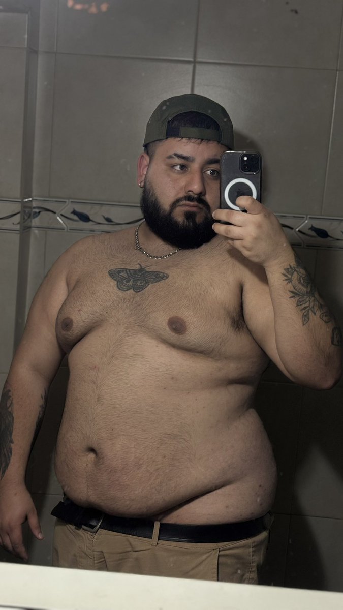 bearseething's tweet photo. Dime dime si te vas con él ❤️‍🔥 https://t.co/XEHyzV5tjx