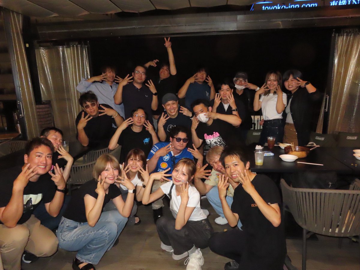kawausoriko's tweet photo. オフ会ありがとうございました🍖🌟

みんなに会うまで色々不安だったけど
そんなこと吹き飛ぶぐらい楽しかったし、
みんなの笑顔が見れたことが1番嬉しかったです。

毎度の如くマイペースな私だけど、幸せな思い出になってたら嬉しいな。
大切な日を使ってきてくれてありがとう。
明日も待ってるね☺️ https://t.co/wYoYuLRk8B