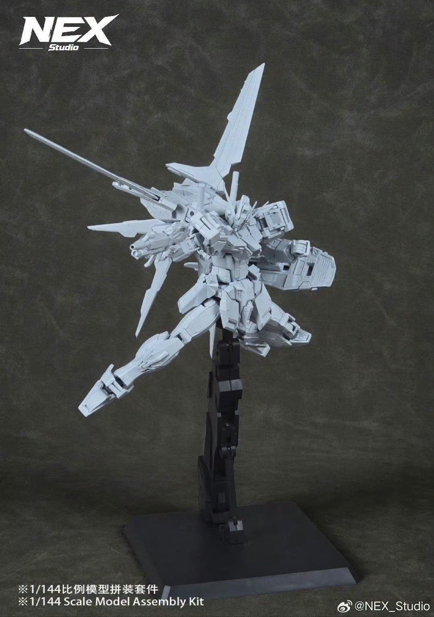 JosephH32149678's tweet photo. "Strike Gundam launch"
New brand 
Nex Studio reveals new 1/144 105 Warrior (Aile Strike Metal Build Style) grey prototype Model kit https://t.co/IhdLcwyVd3