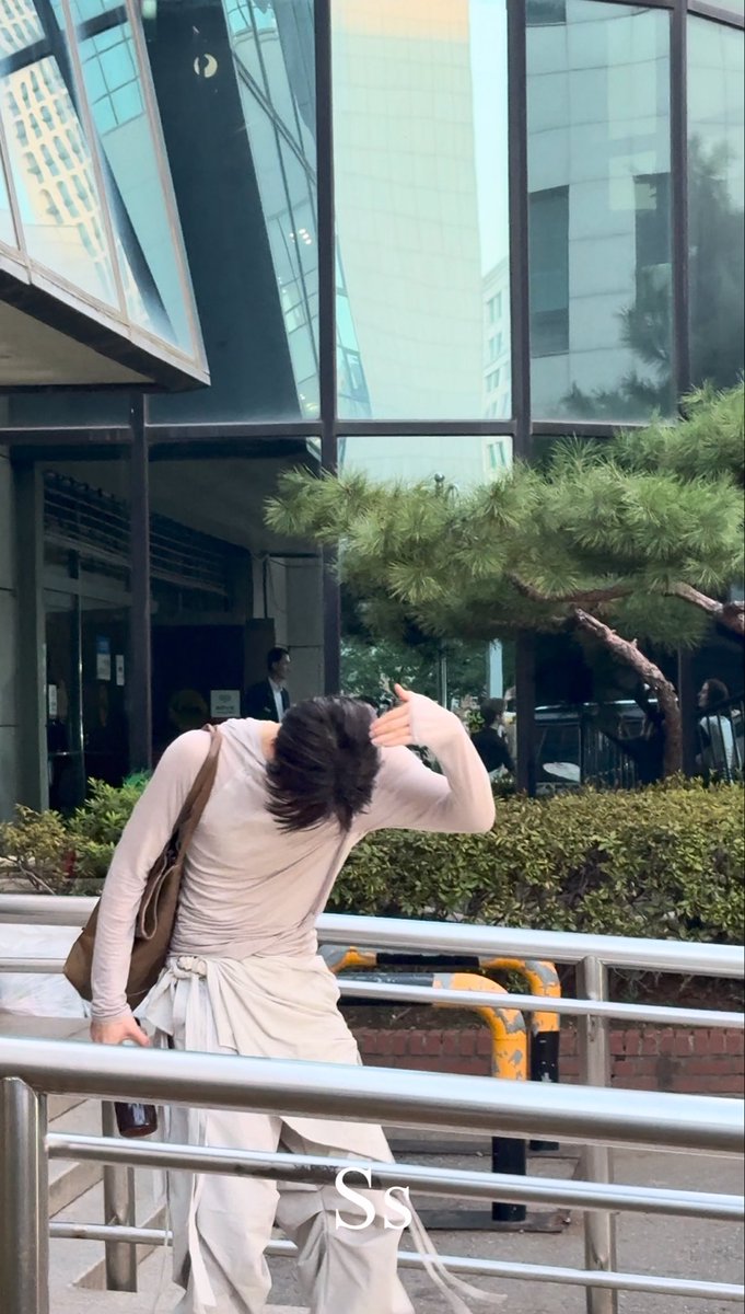aboutnewone's tweet photo. 오늘하루행복했다아 〰️💕 https://t.co/qn0xANMloG